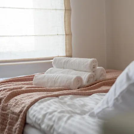 Daisy Centrum Apartamento *